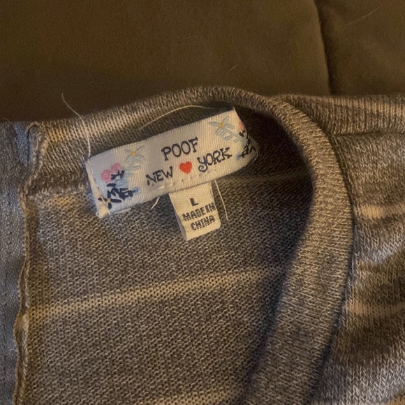 Women’s short sleeve shirt size large - Picture 3 of 6